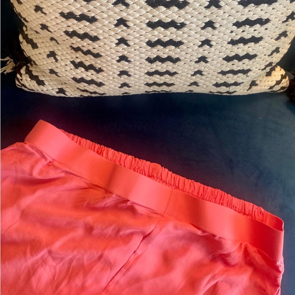 Ordered And It Is Too Small But Window Of Return … - image 7